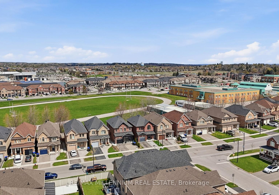 296-miller-park-avenue-bradford-west-gwillimbury-ontario-n13617484