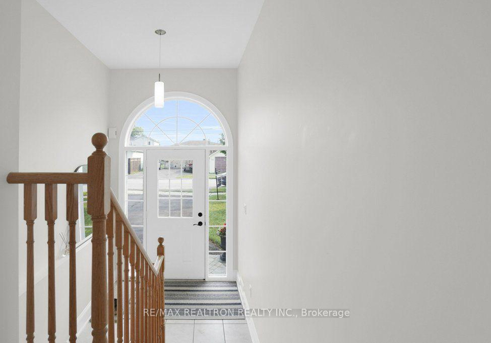 121-riverglen-drive-georgina-ontario-n13617812