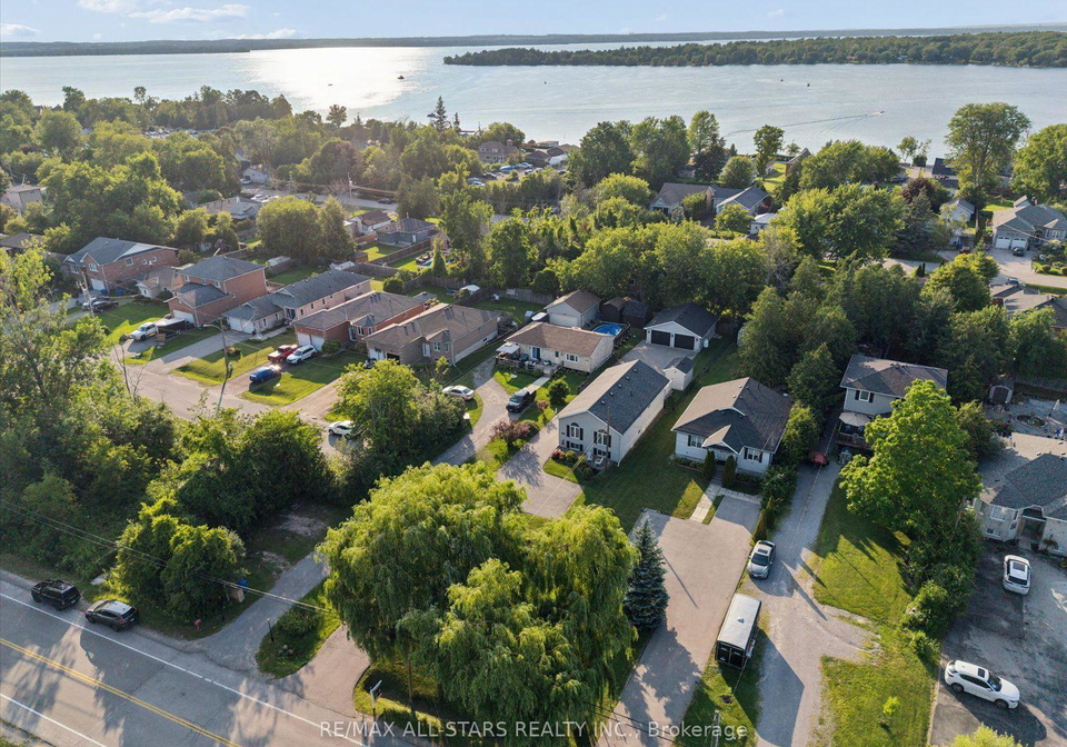 1008-metro-road-n-georgina-ontario-n13618060