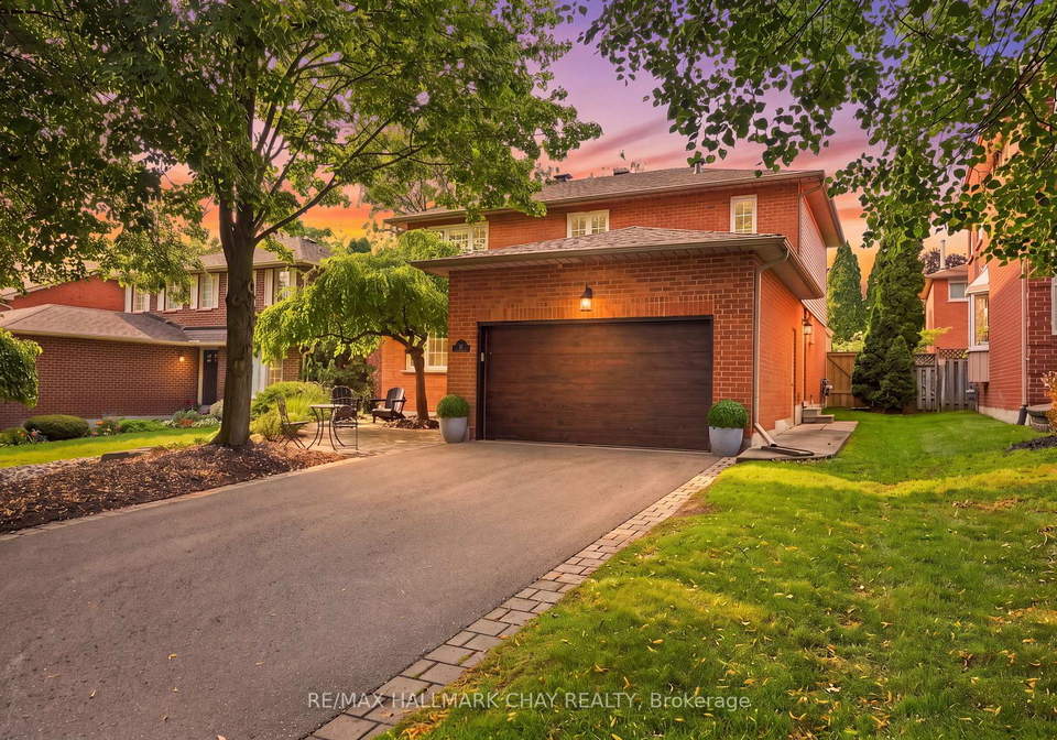 23-twelve-oaks-drive-aurora-ontario-n13618886