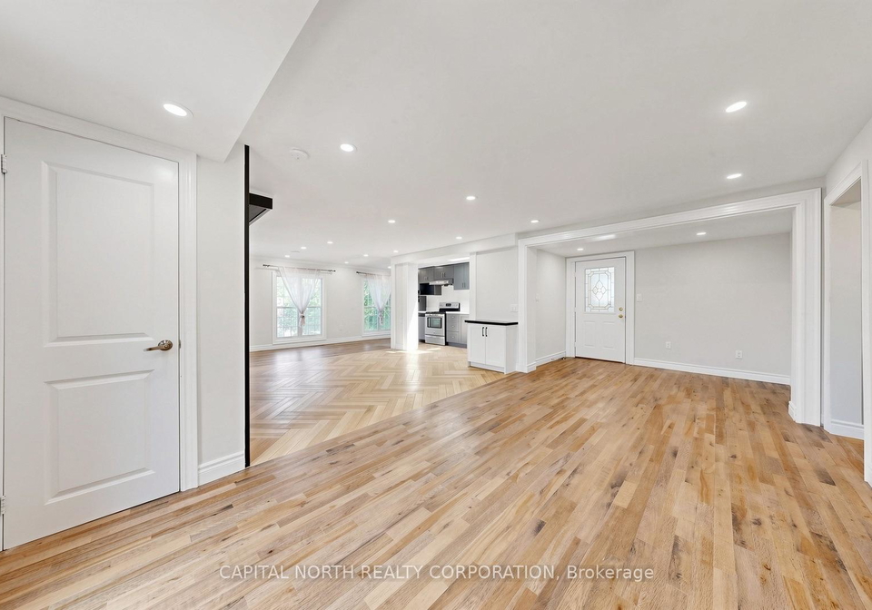 64-machell-avenue-aurora-ontario-n13618948