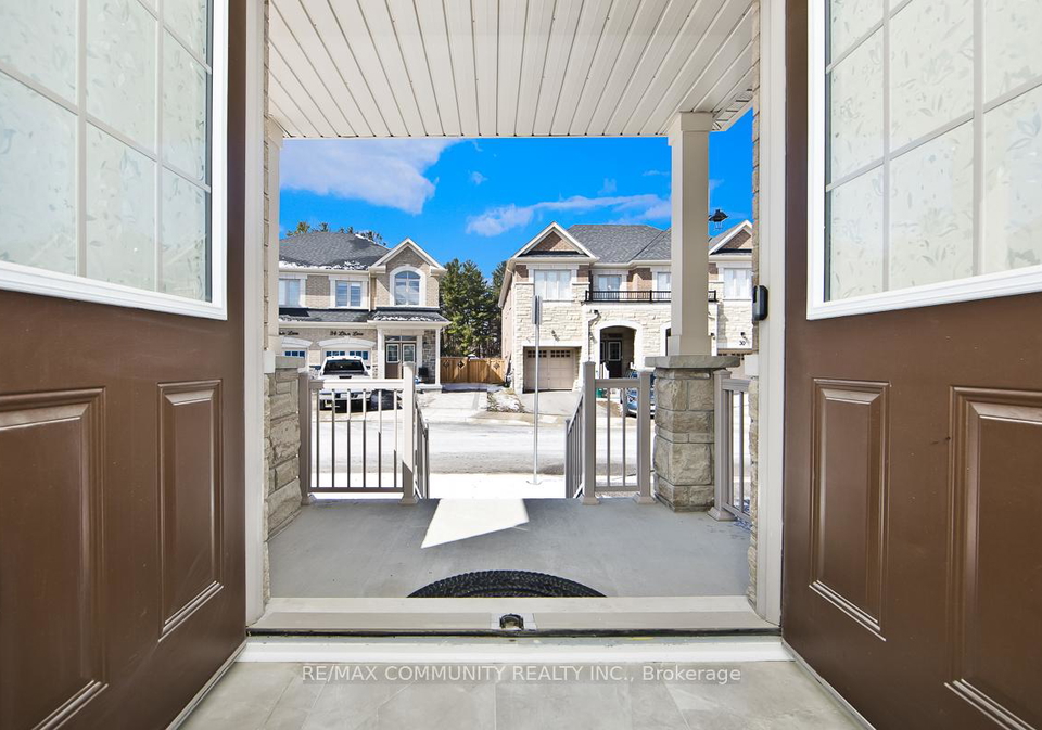 33-liam-lane-markham-ontario-n13619284