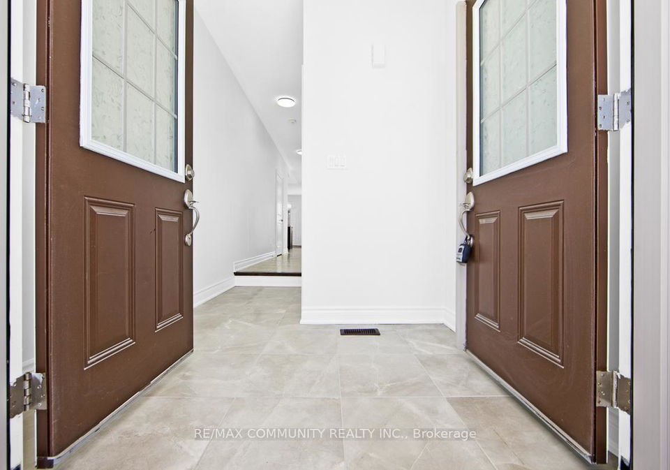 33-liam-lane-markham-ontario-n13619284