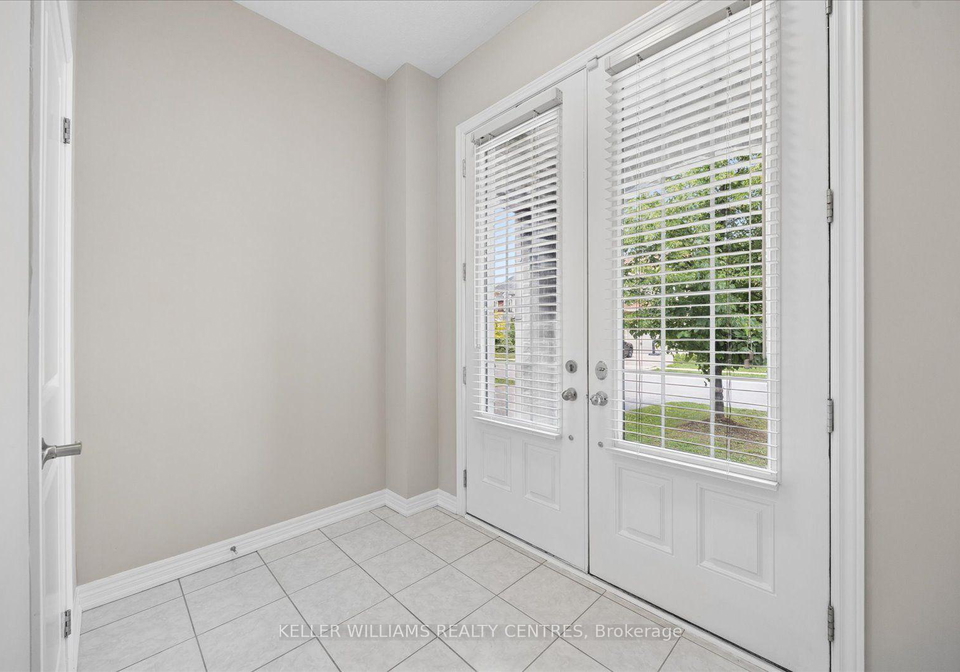 668-mcgregor-farm-trail-newmarket-ontario-n13619612