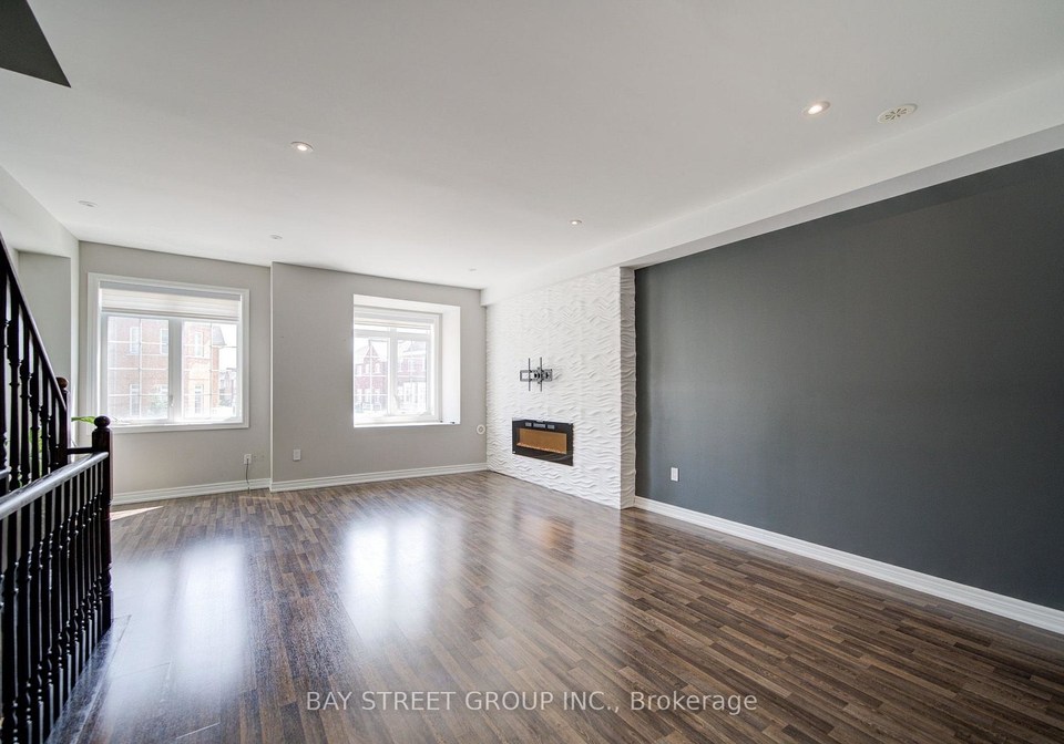 48-roy-grove-way-markham-ontario-n13622000
