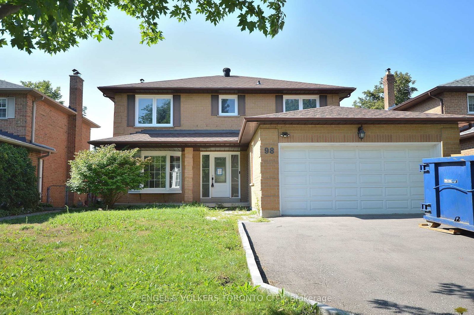 98-golf-links-drive-aurora-ontario-n13622042