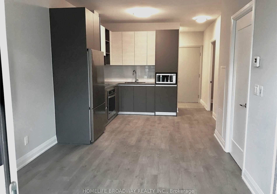 396-highway-7-e-richmond-hill-ontario-n13622772