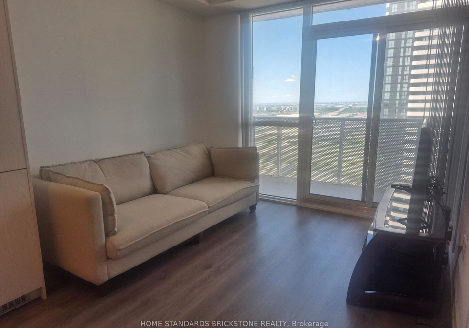 28-interchage-way-w-vaughan-ontario-n13622944