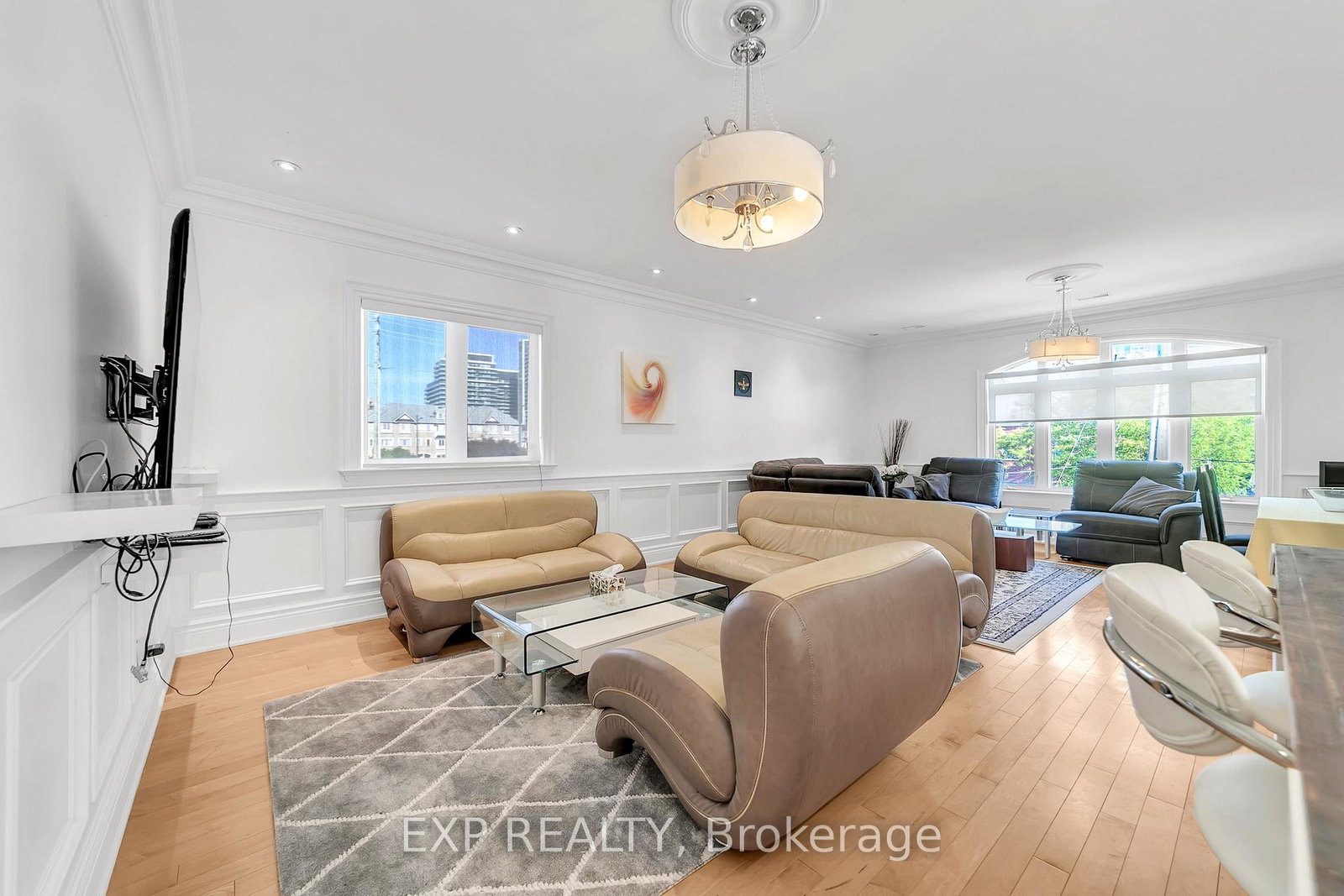 2-mackay-drive-richmond-hill-ontario-n13623028