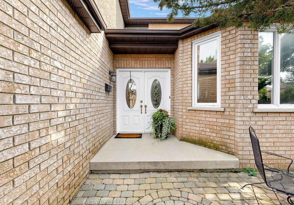 379-manhattan-drive-markham-ontario-n13623250