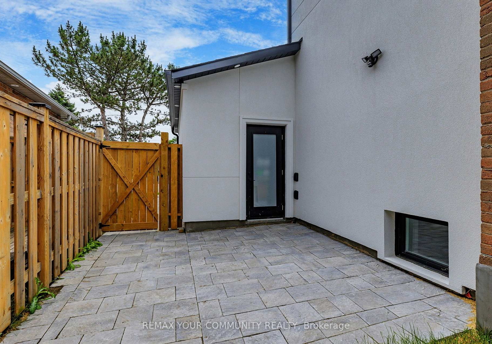 90-tamarac-trail-aurora-ontario-n13623472
