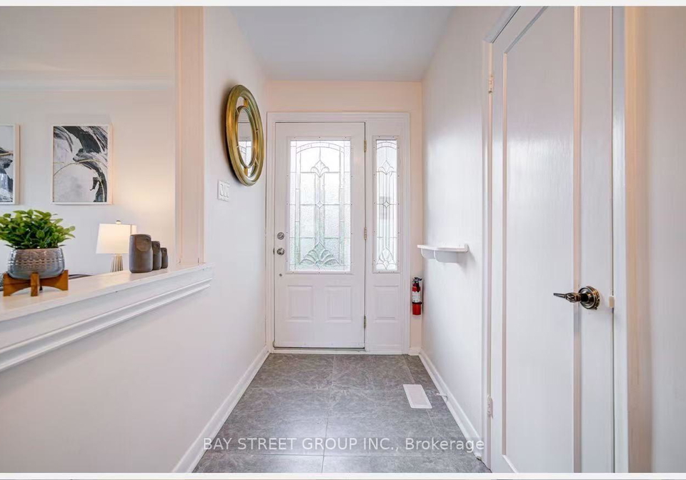 331-elmwood-avenue-richmond-hill-ontario-n13623750