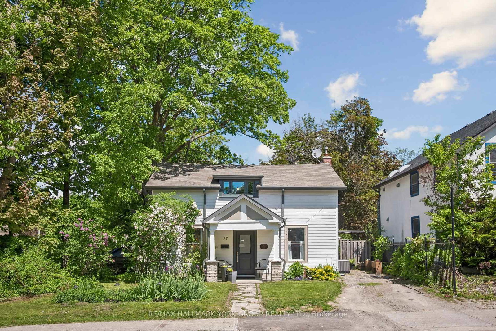 37-arnold-crescent-richmond-hill-ontario-n13623994