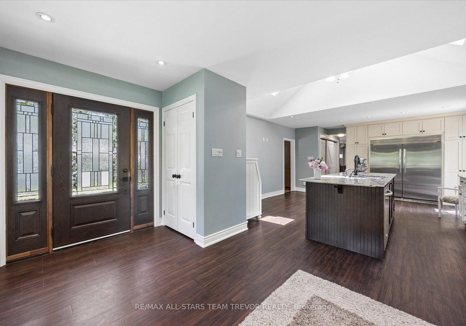 33-kelenna-drive-georgina-ontario-n13624060