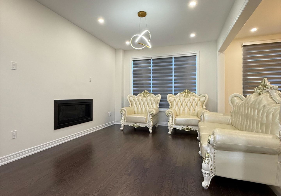345-silk-twist-drive-east-gwillimbury-ontario-n13624108