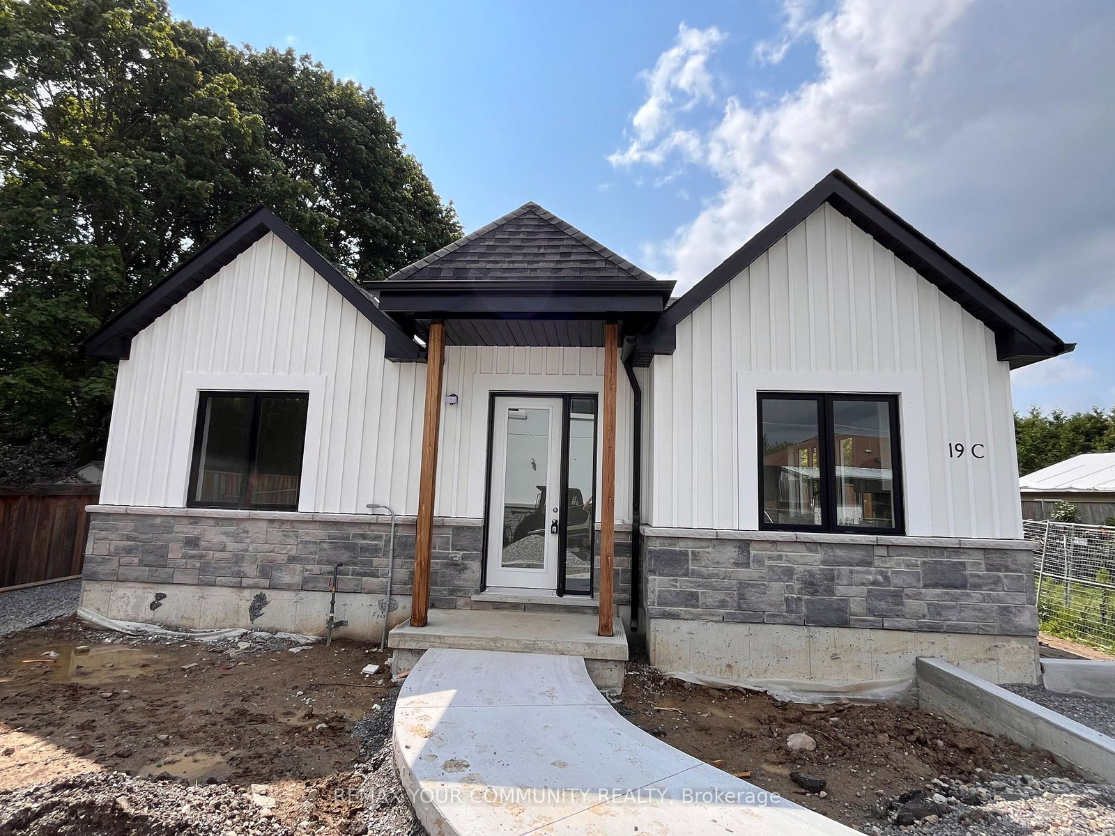 19-cousins-drive-aurora-ontario-n13624262