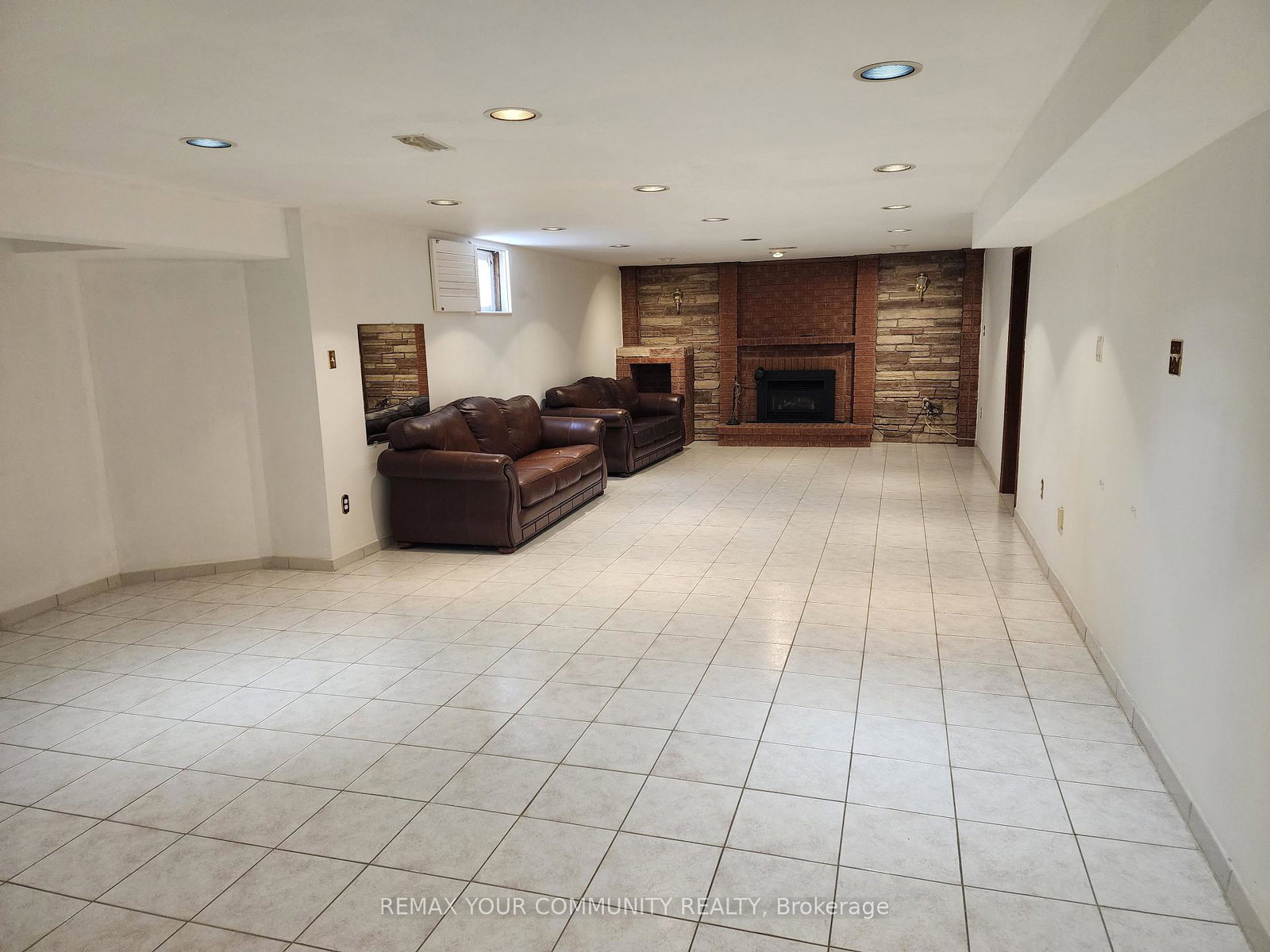 52-flushing-avenue-vaughan-ontario-n13624268