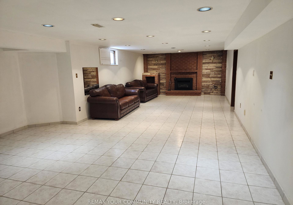 52-flushing-avenue-vaughan-ontario-n13624268