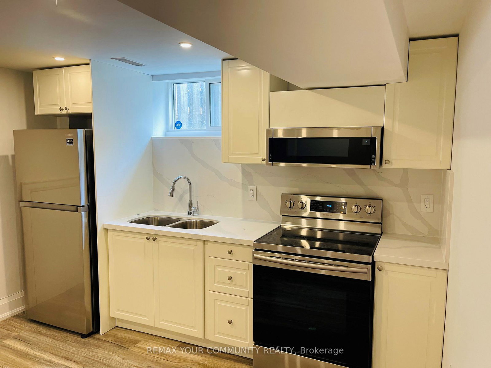 32-kitimat-crescent-aurora-ontario-n13624342