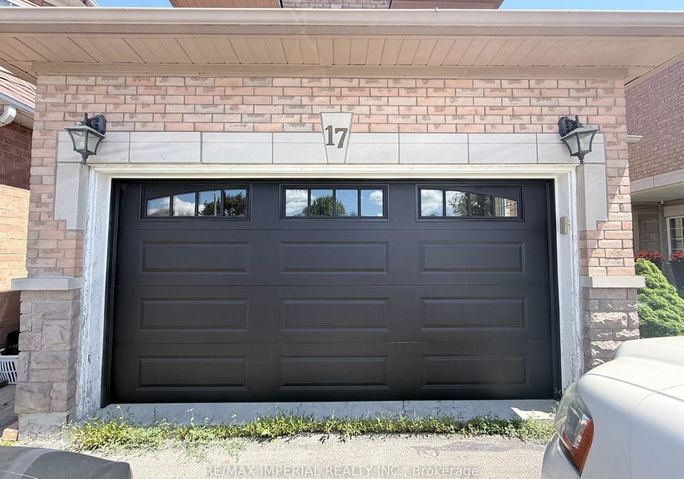 17-deerwood-crescent-richmond-hill-ontario-n13624736