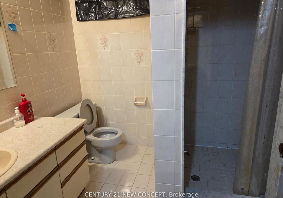 320-spring-gate-drive-vaughan-ontario-n13624766