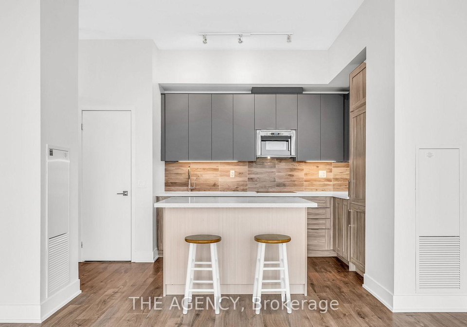 2908-highway-7-vaughan-ontario-n13624846