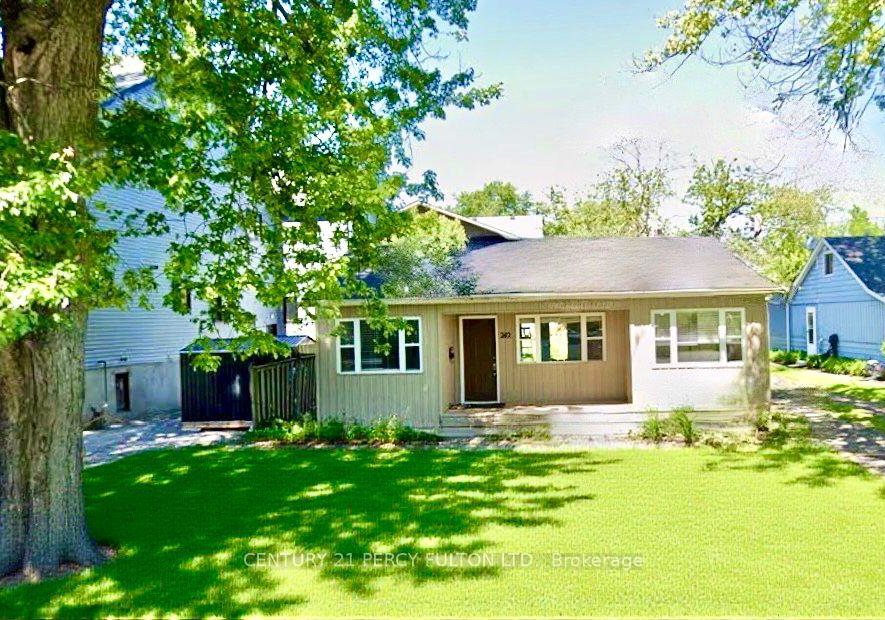 242-simcoe-avenue-georgina-ontario-n13624900