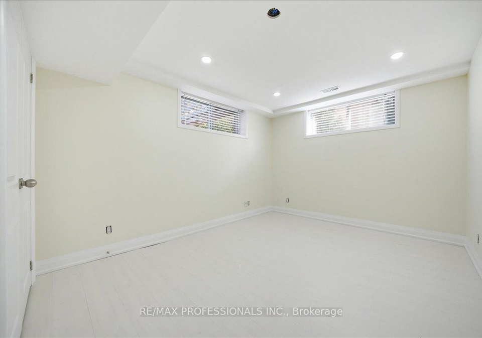 9611-keele-street-vaughan-ontario-n13625414