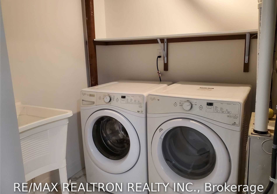 6-lilley-court-richmond-hill-ontario-n13625418