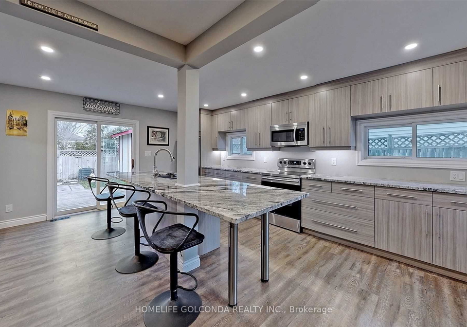 240-pine-beach-drive-georgina-ontario-n13625436