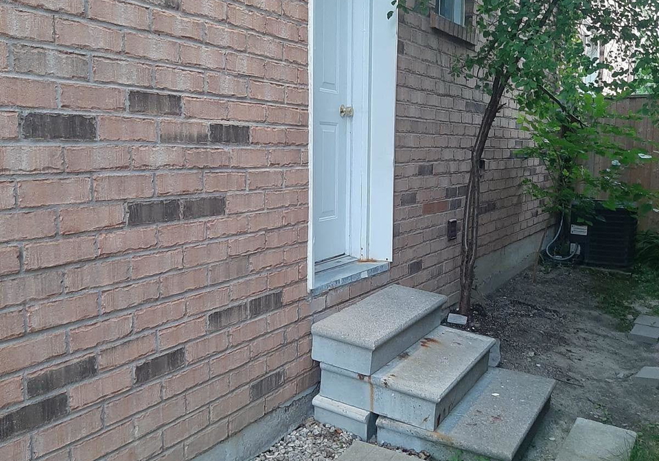 23-sweet-water-crescent-richmond-hill-ontario-n13625494