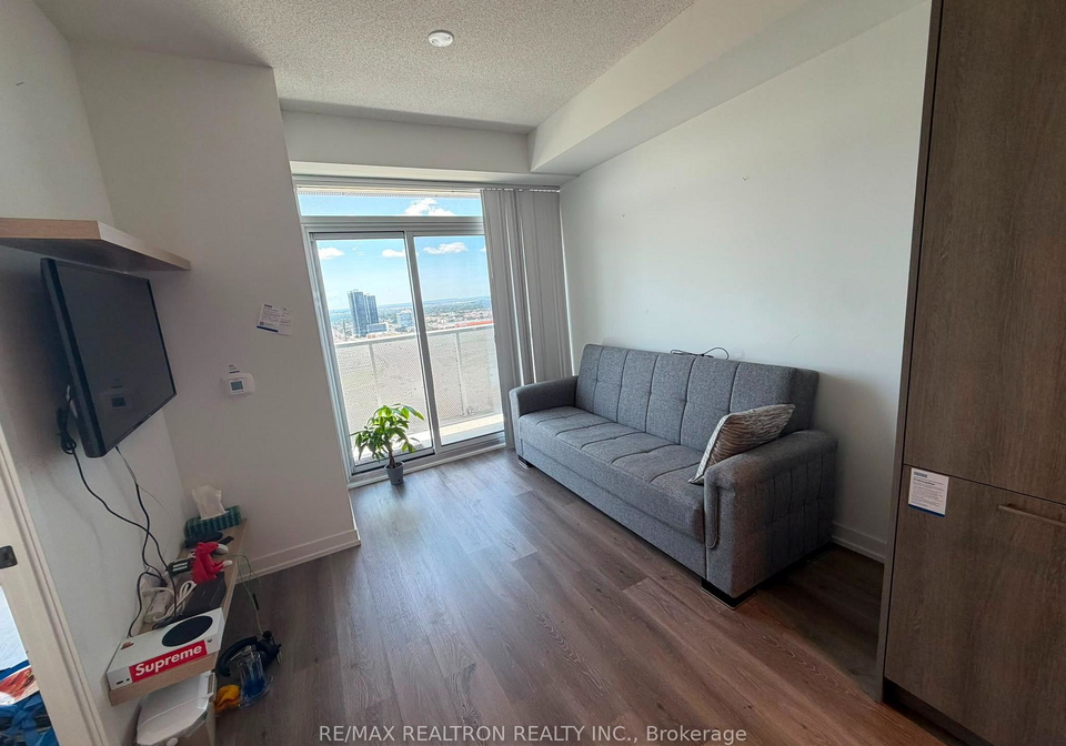 225-commerce-street-vaughan-ontario-n13625692