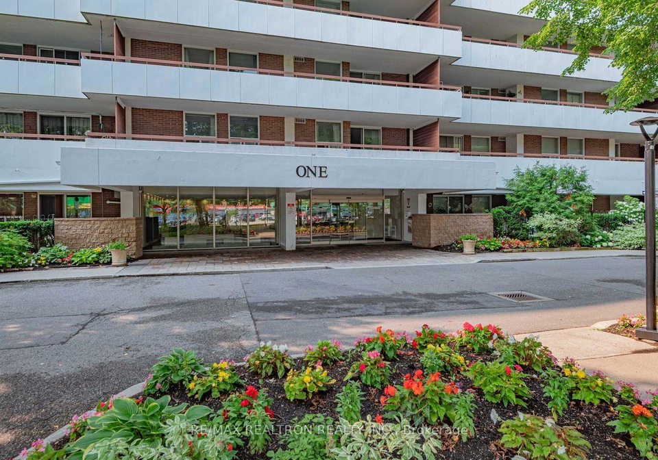 1-royal-orchard-boulevard-markham-ontario-n13626680
