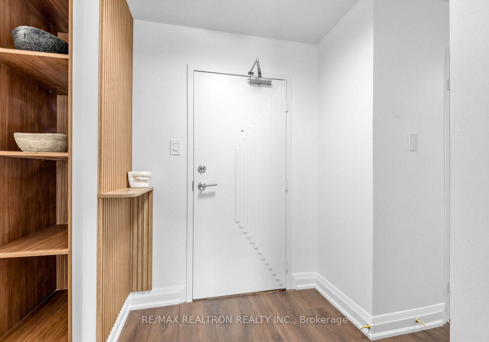 1-royal-orchard-boulevard-markham-ontario-n13626680