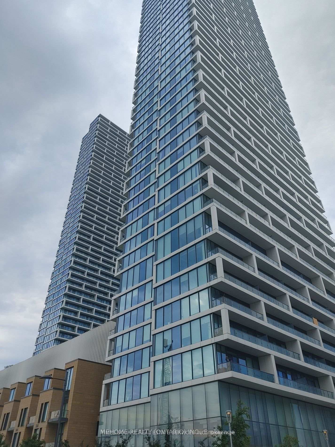 5-buttermill-avenue-vaughan-ontario-n13626750