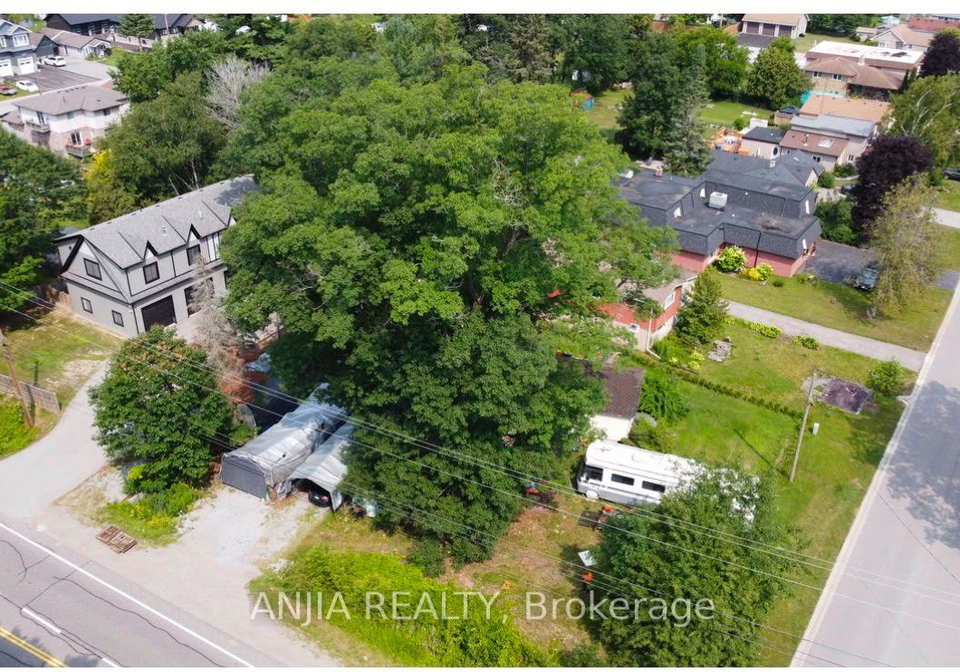 2-oak-avenue-east-gwillimbury-ontario-n13626826