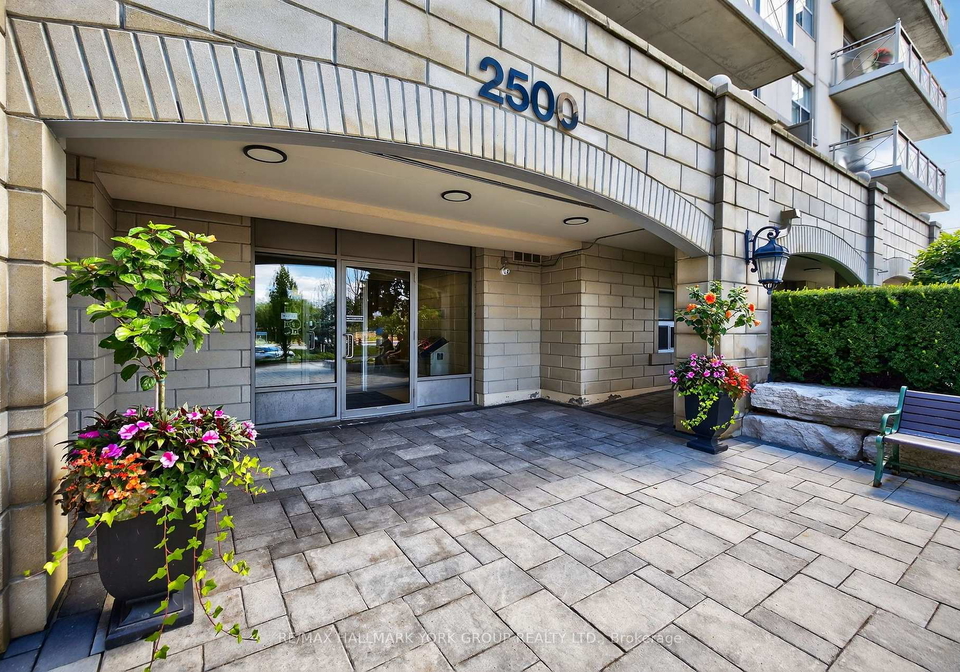 2500-rutherford-road-vaughan-ontario-n13626868