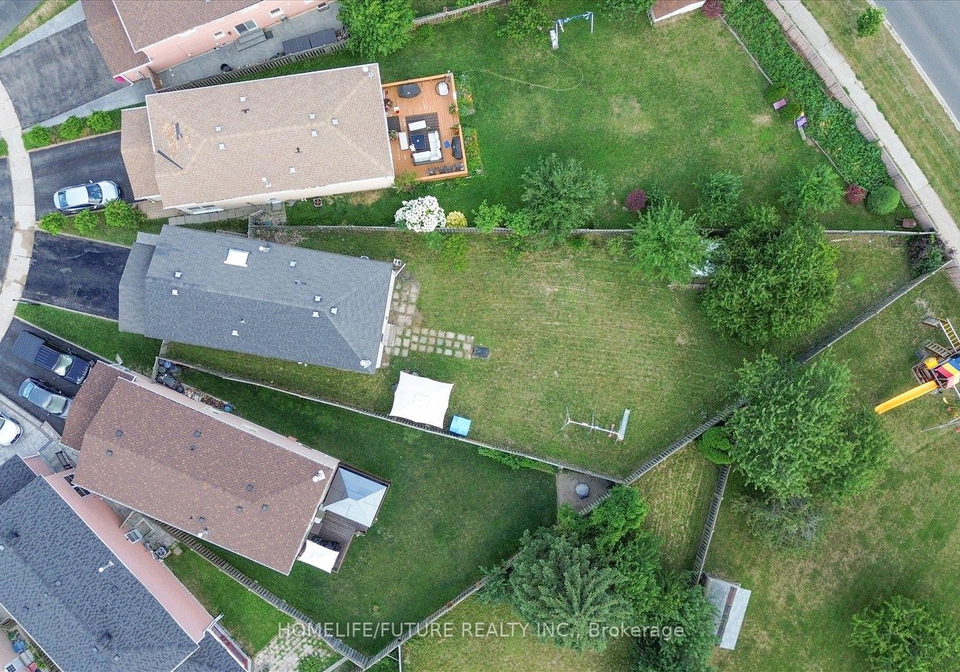 63-chloe-crescent-markham-ontario-n13627606