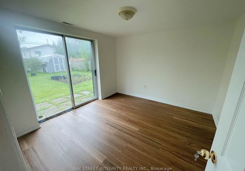320-miami-drive-georgina-ontario-n13627854