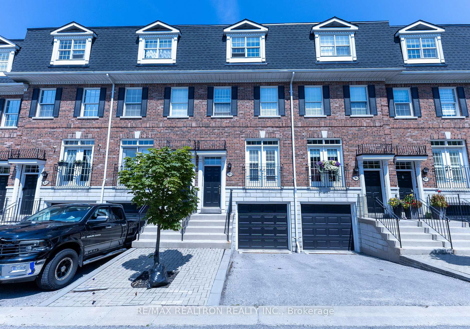 6-leonard-street-richmond-hill-ontario-n13627902