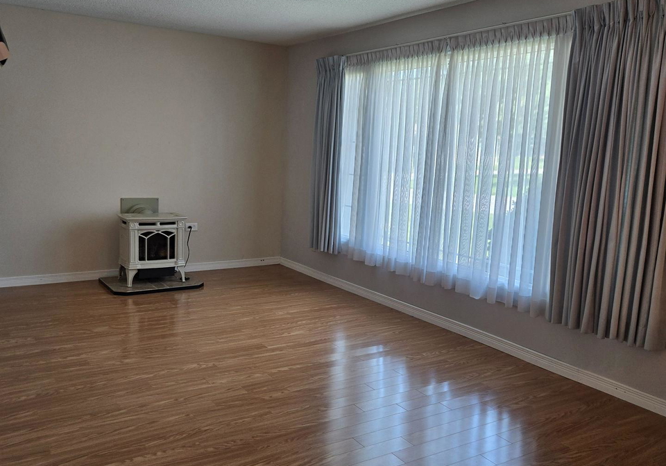 36-weeping-willow-drive-innisfil-ontario-n13628098