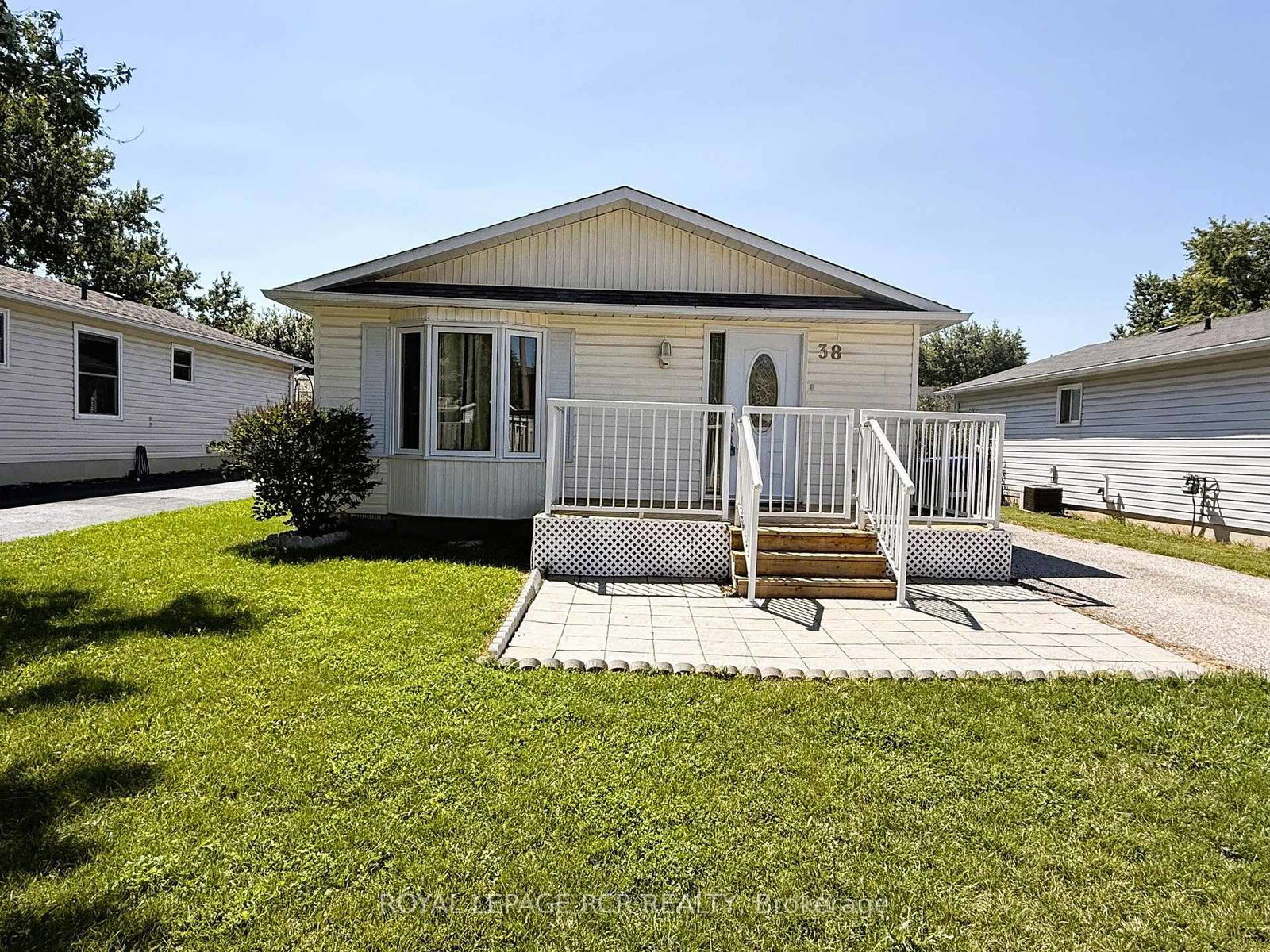 38-royal-oak-drive-innisfil-ontario-n13628114