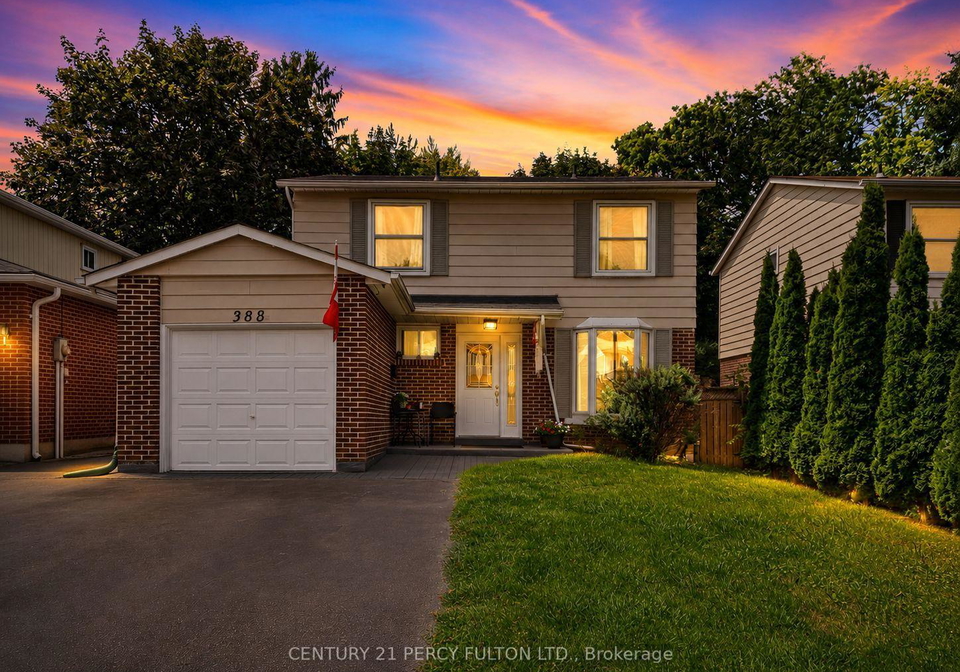 388-handley-crescent-newmarket-ontario-n13628522