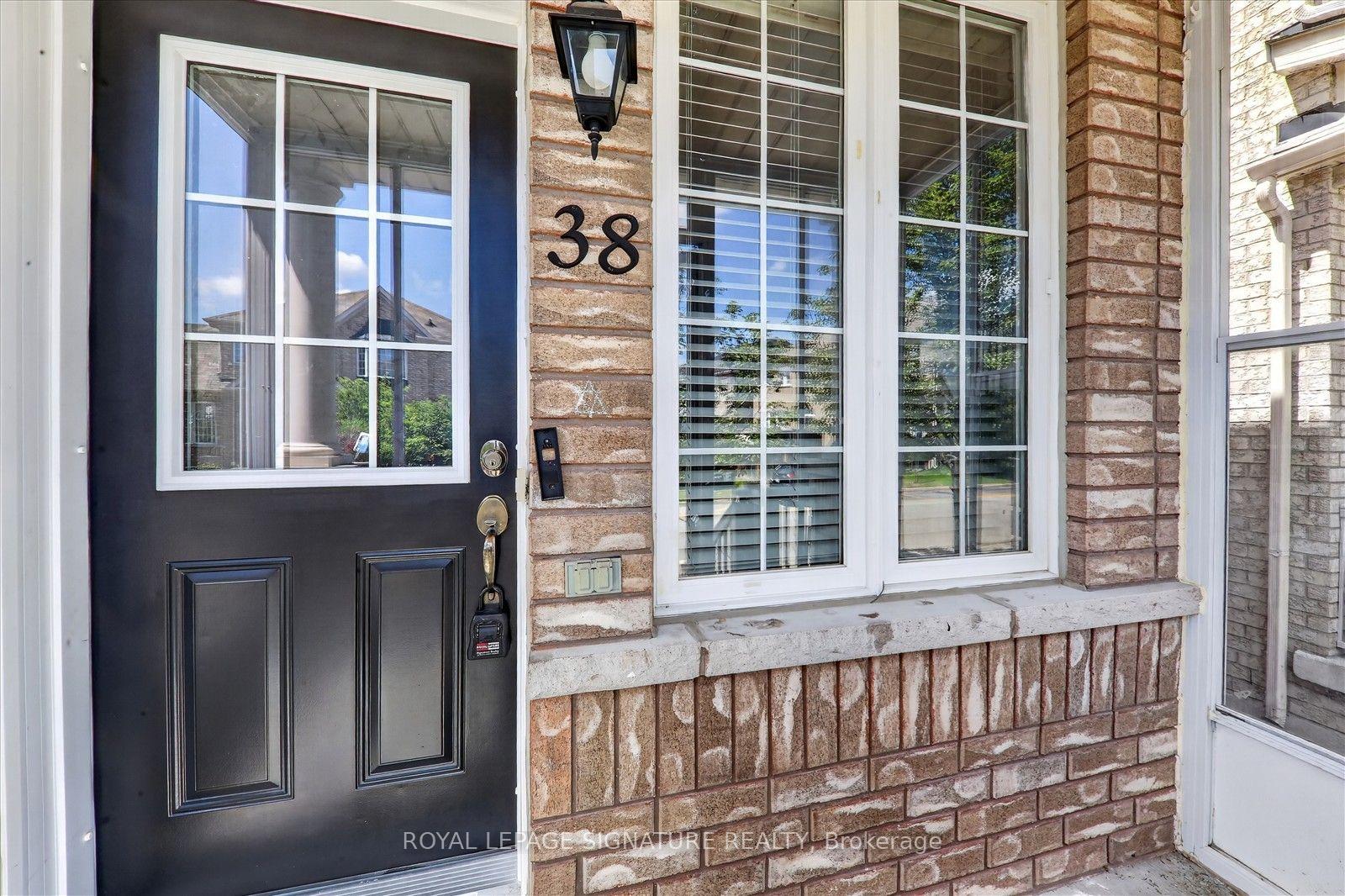 38-coleluke-lane-markham-ontario-n13629254