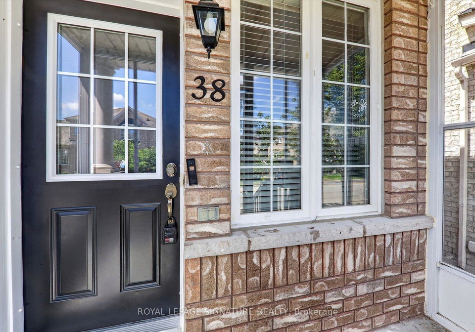 38-coleluke-lane-markham-ontario-n13629254