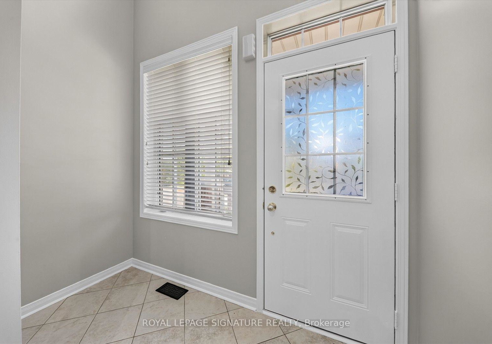 38-coleluke-lane-markham-ontario-n13629254