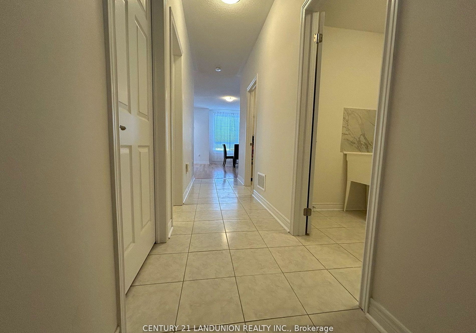 111-mumbai-drive-markham-ontario-n13629438