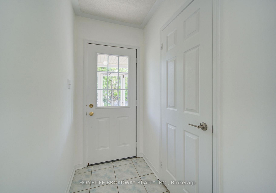 16-raymond-bartlett-avenue-markham-ontario-n13629532