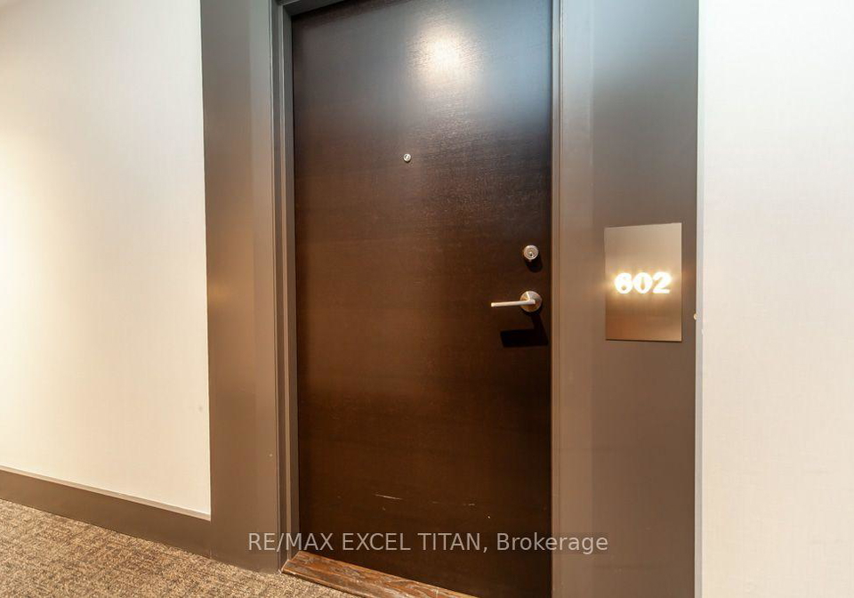 8868-yonge-street-richmond-hill-ontario-n13629830