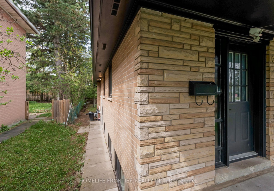6-dalmeny-road-markham-ontario-n13629858